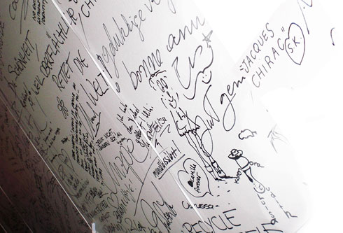 maisonmartinmargiela_ausstellungswand maisonmartinmargiela_ausstellungswand