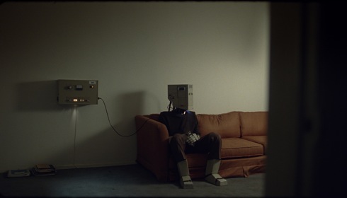 im_here_robot_sofa im_here_robot_sofa